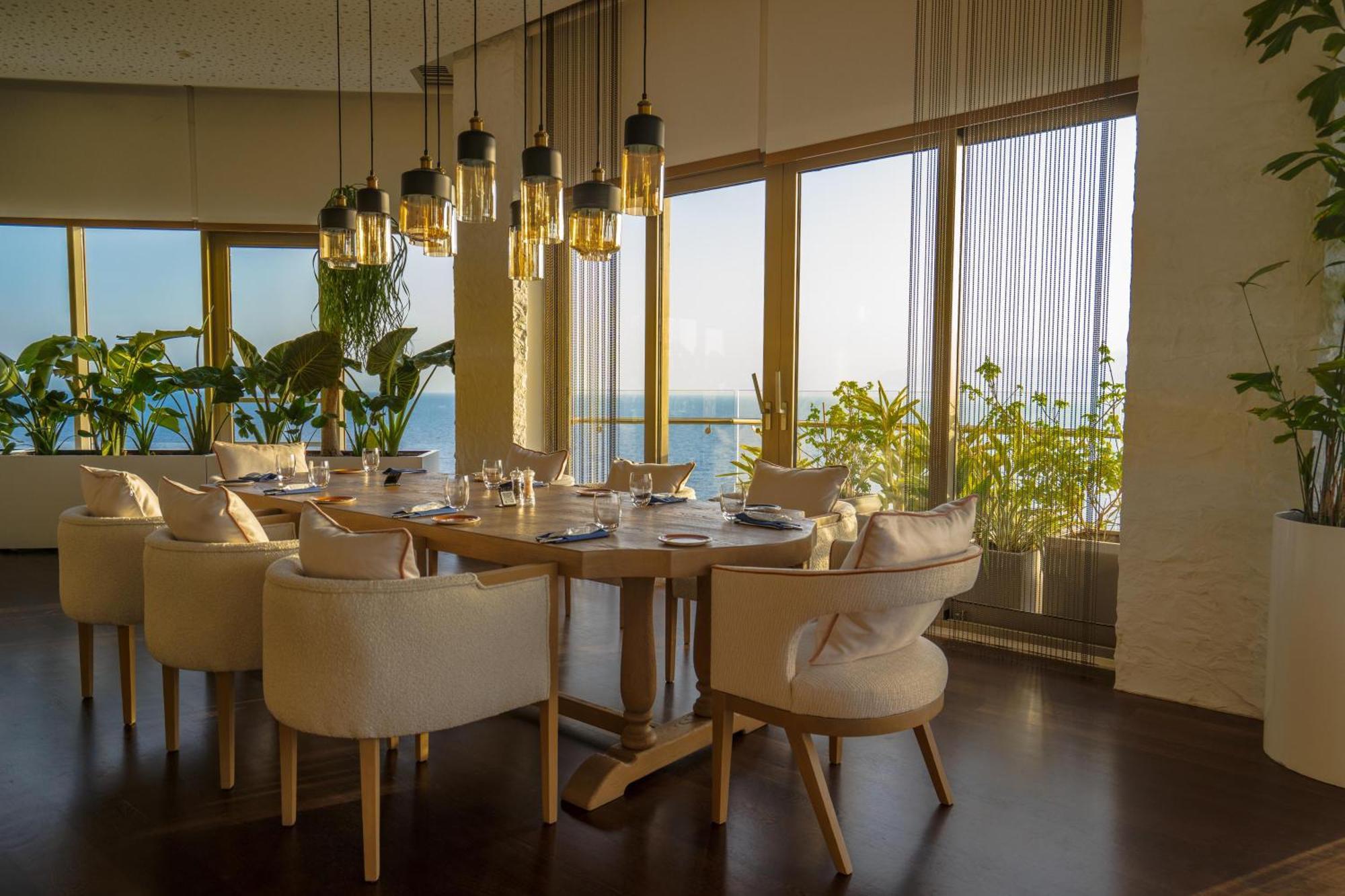 Akra Hotel