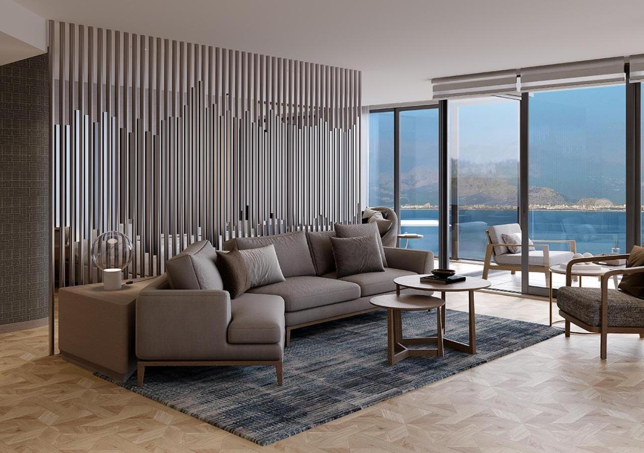 Hotel Akra 5*
