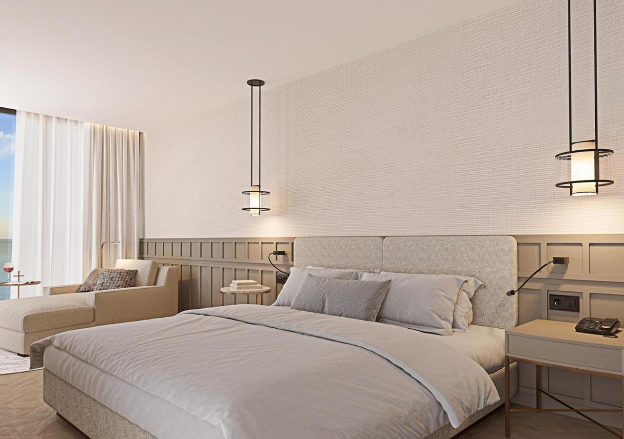 Akra Hotel 5*