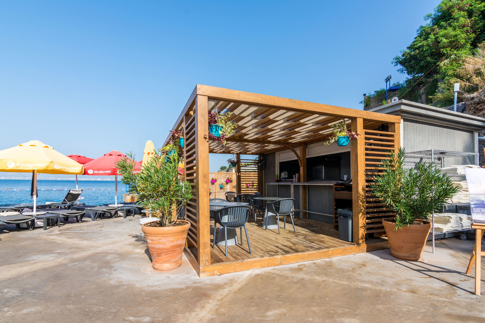 Akra Hotel 5*
